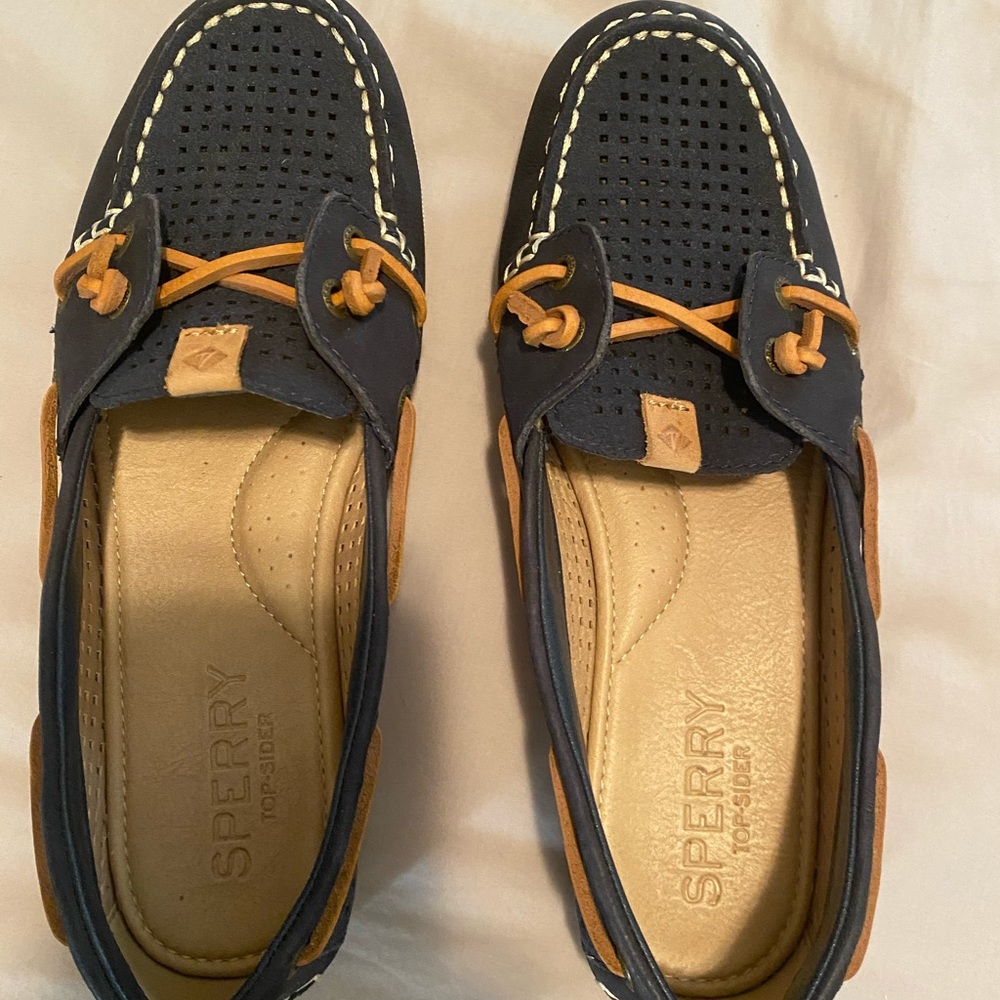 Host Pick 🎉 Sperry Top-Sider